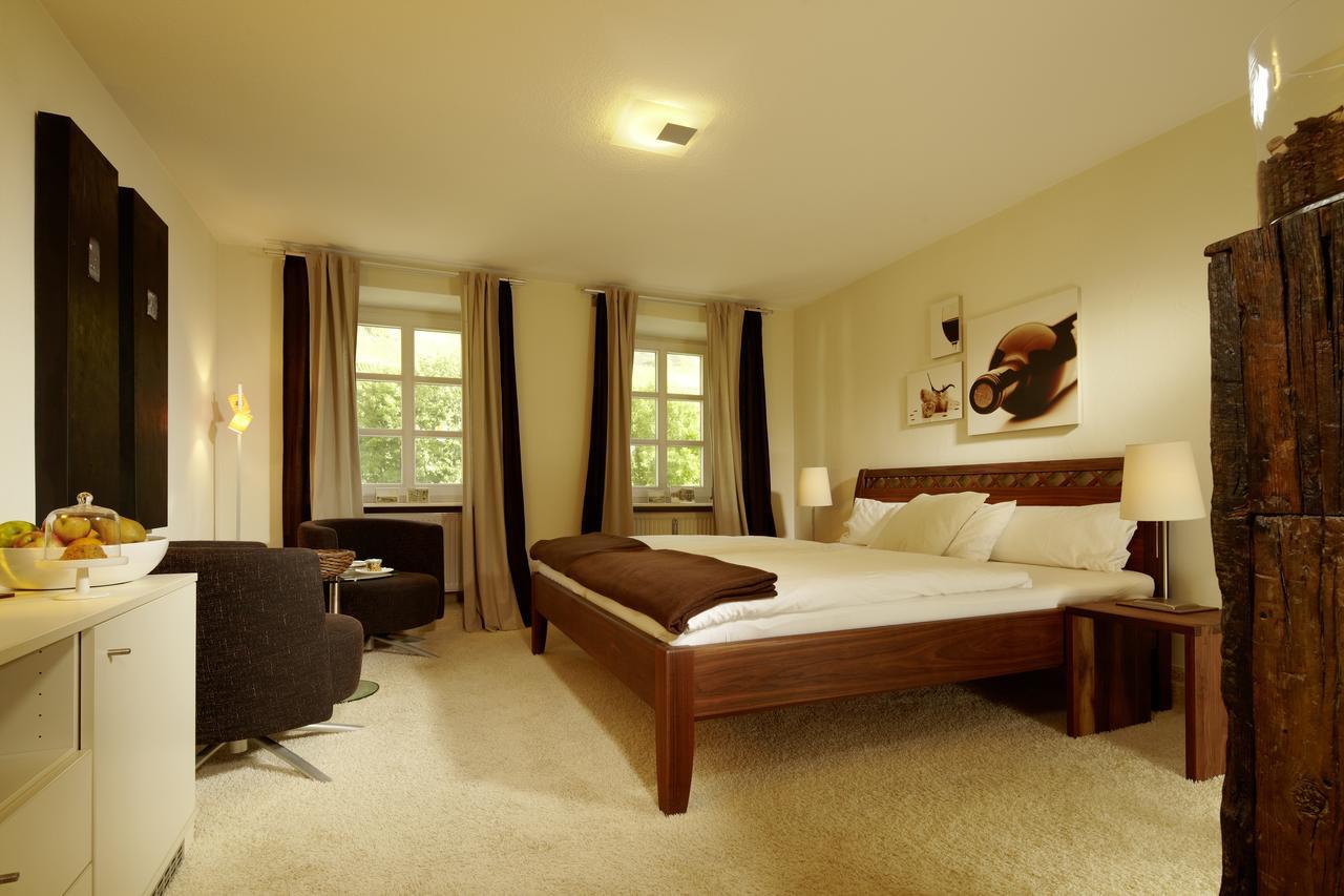 Wein- & Tafelhaus Hotel Trittenheim Eksteriør billede